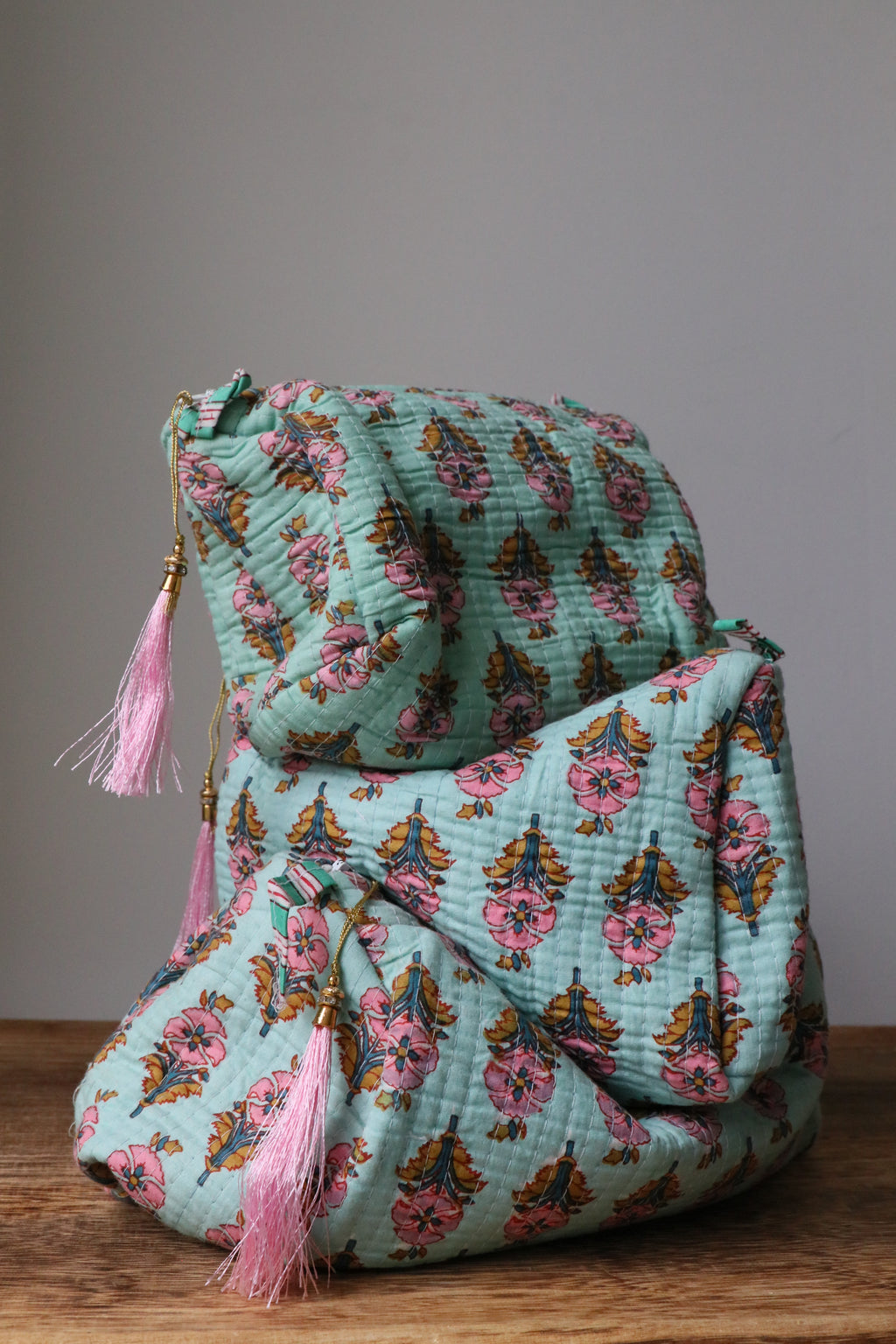 Quilted Puffy Wash Bag Set of 3 – Aesthetic Makeup & Toiletry Bags UK, Block Print Cotton Travel Pouches ,Made in India- Green Pink