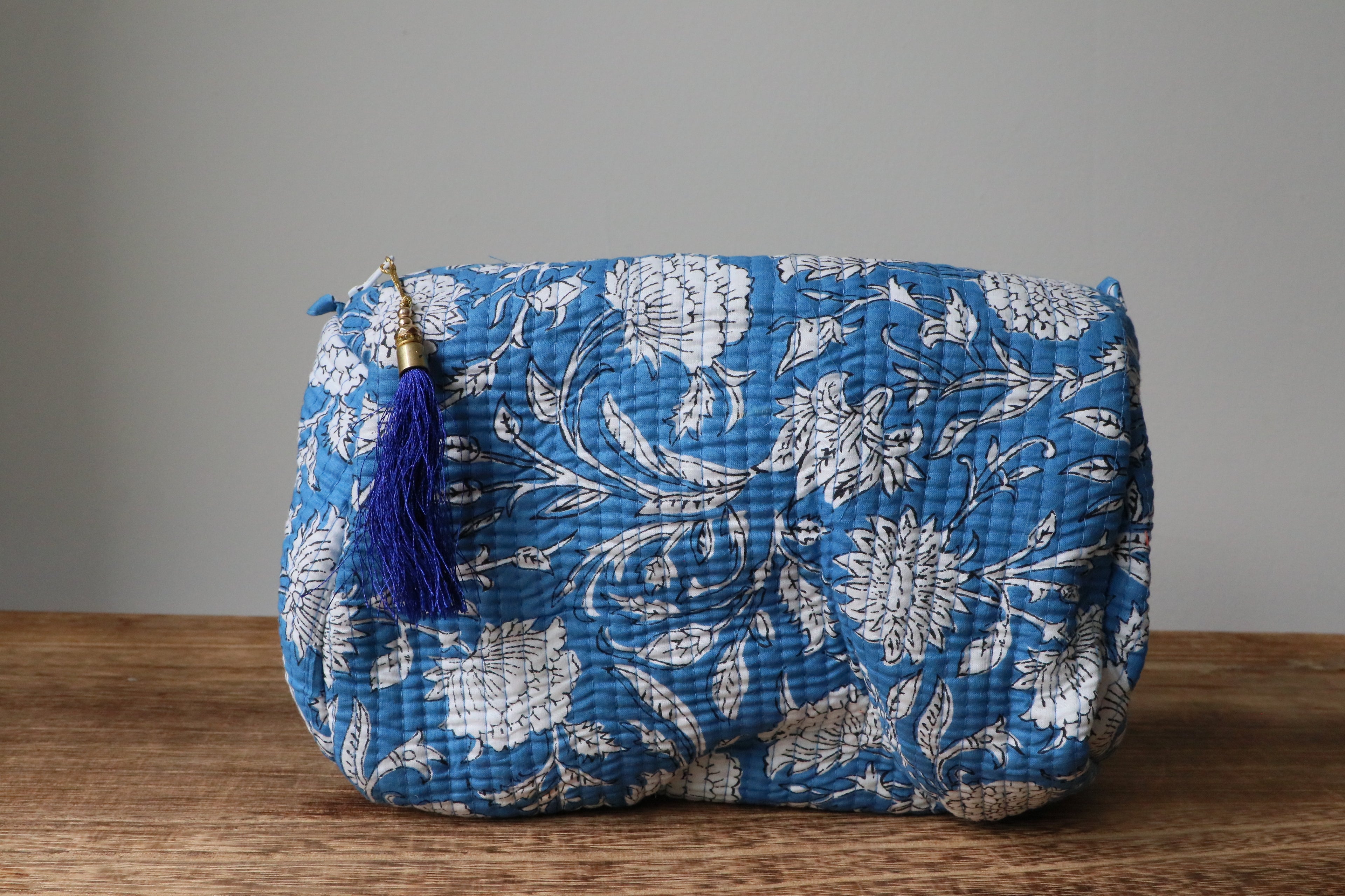 Quilted Puffy Wash Bag Set of 3 – Aesthetic Makeup & Toiletry Bags UK, Block Print Cotton Travel Pouches ,Made in India- Blue Floral Print