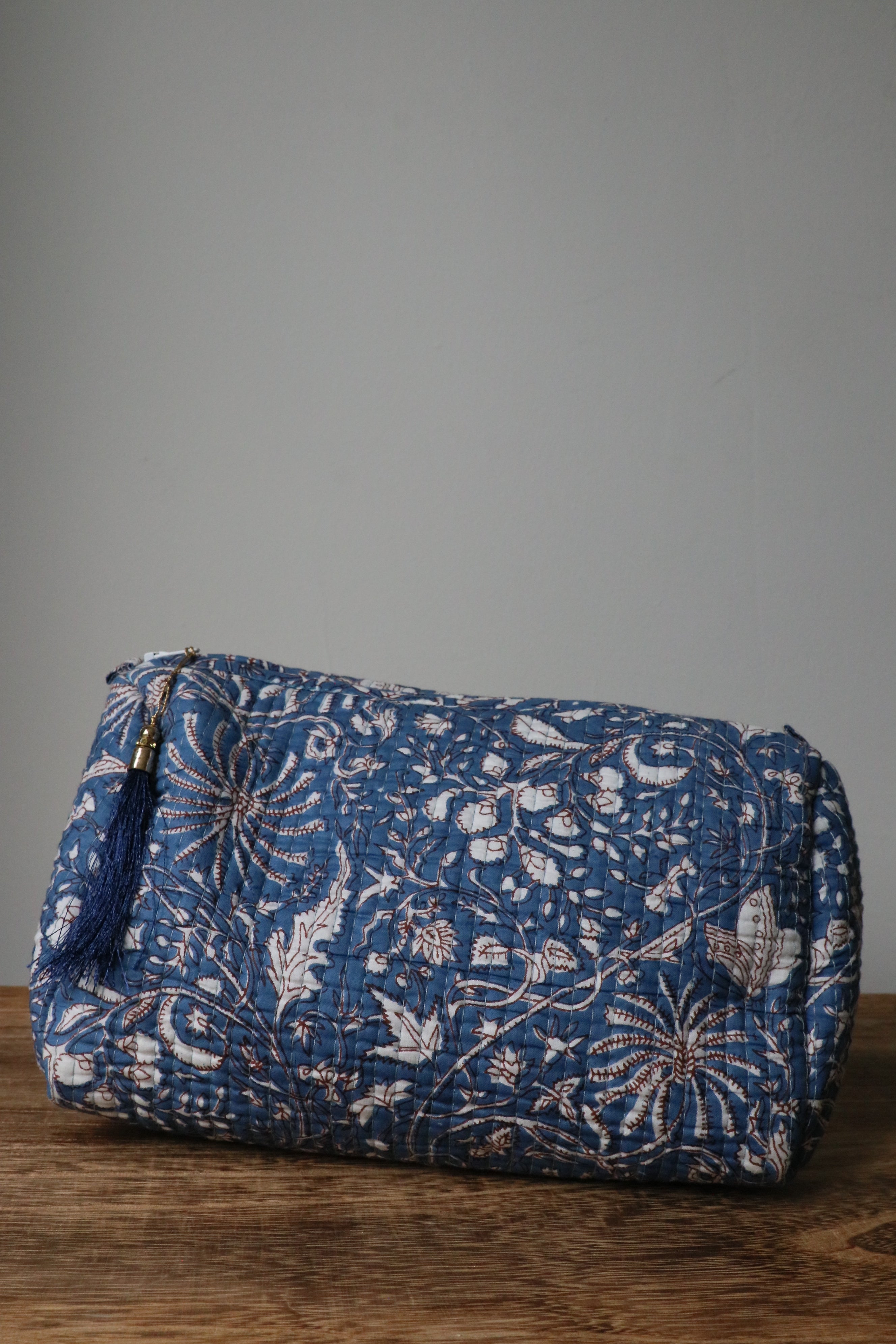 Quilted Puffy Wash Bag Set of 3 – Aesthetic Makeup & Toiletry Bags UK, Block Print Cotton Travel Pouches ,Made in India- Midnight Blue Floral